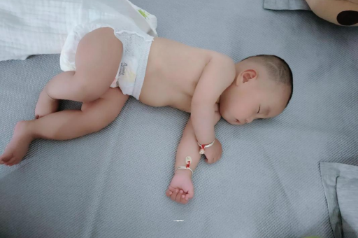 余江宝宝发烧可以喝牛奶吗